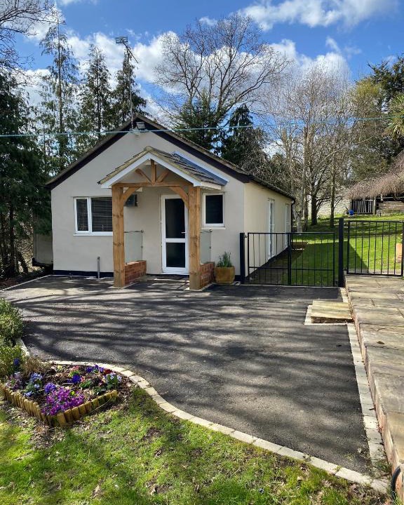 Ramsden Heath Apartment | Chase Bungalow