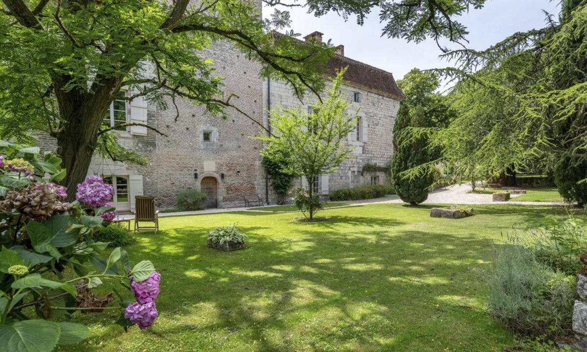 Saint-Sylvestre-sur-Lot Other | Chateau De la Noblesse