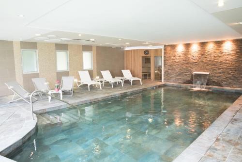 Tours Hotel | Château Belmont Tours by The Crest Collection