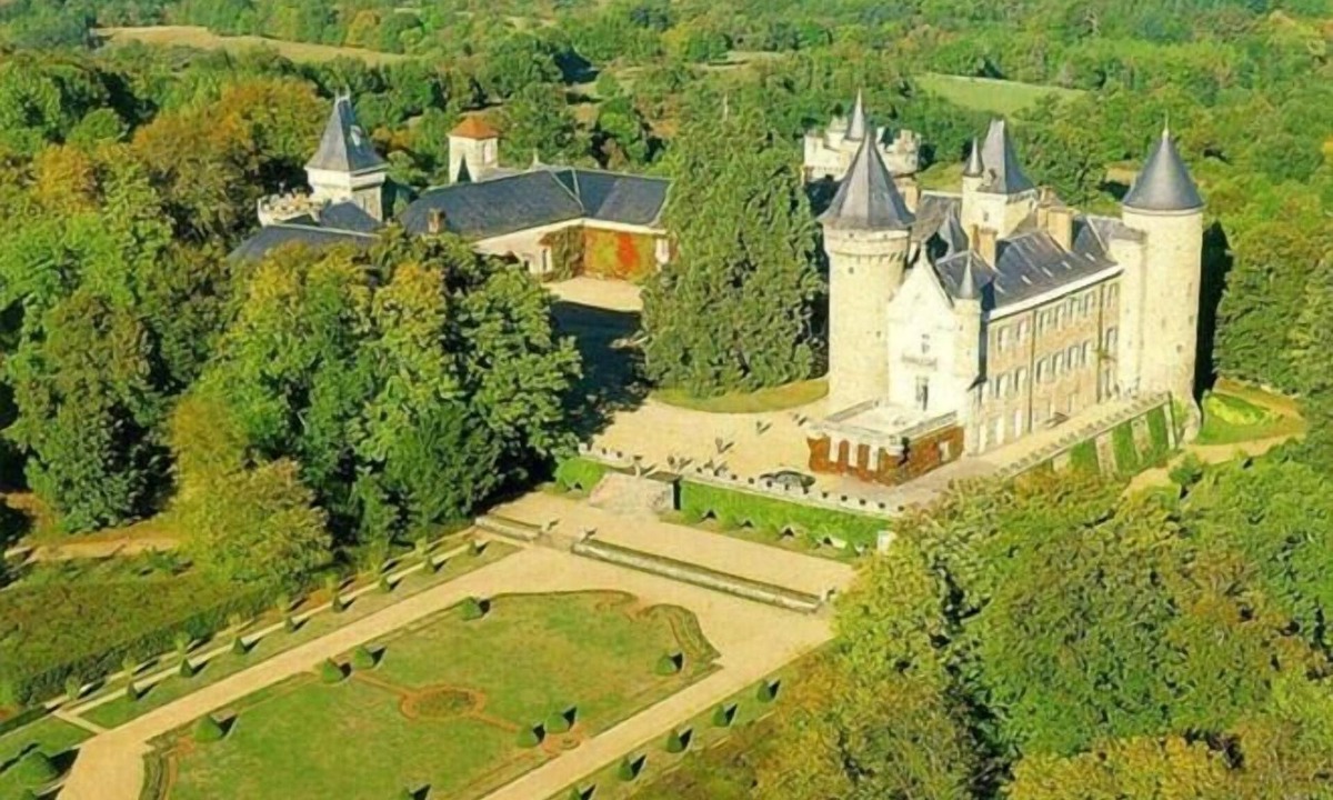 Busset House | Chateau de Busset