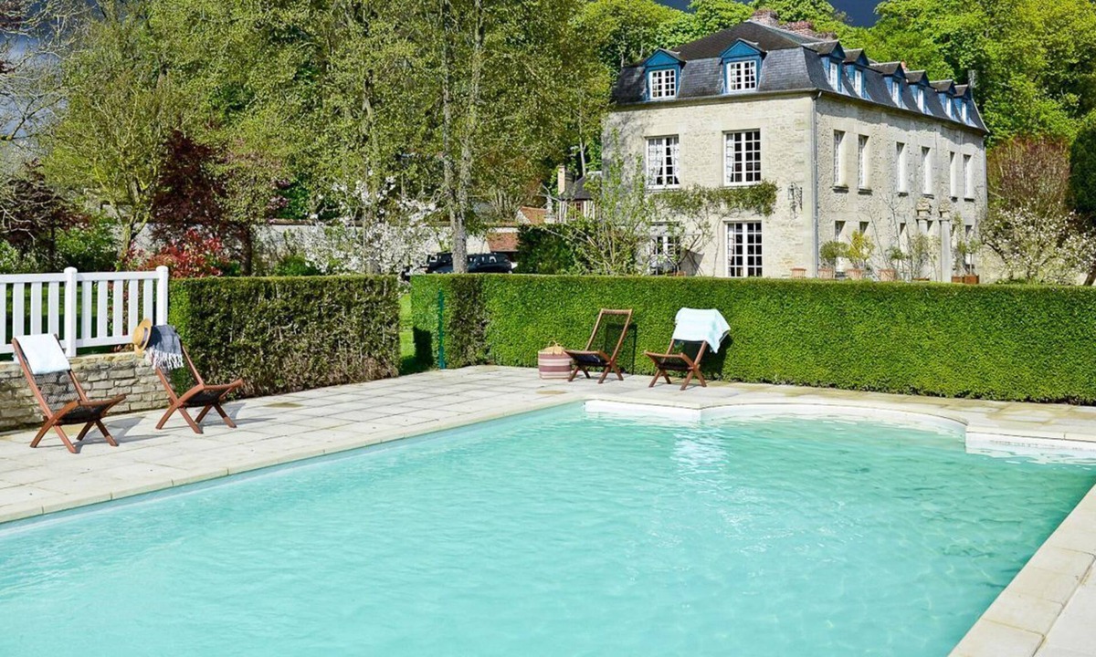 Ognon Other | Chateau De Garmeaux - Eight Bedroom Castle, Sleeps 17