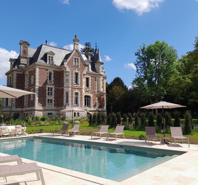 Hieville House | Chateau de Hiéville