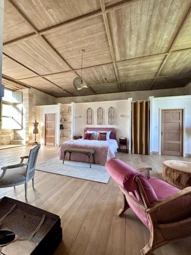 Mervent House | CHATEAU DE LA CITARDIERE
