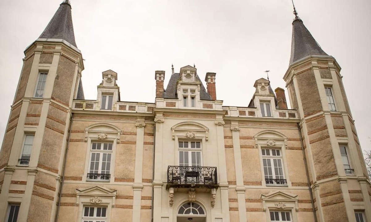 Andreze House | Chateau de la Moriniere