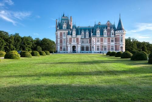 Vouzeron Bed & Breakfast | Chateau de la Triboulette