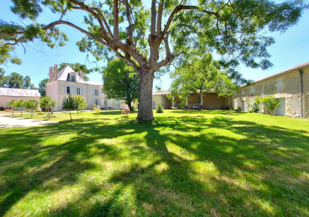 Marsais Villa | CHATEAU DE MARSAIS