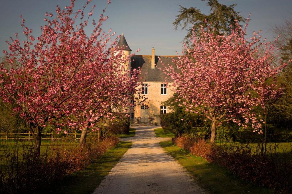 Monfreville House | CHATEAU DE MONFREVILLE