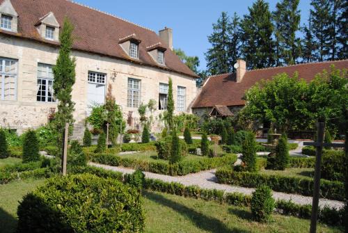 Chezelle House | Chateau de Montchoisy