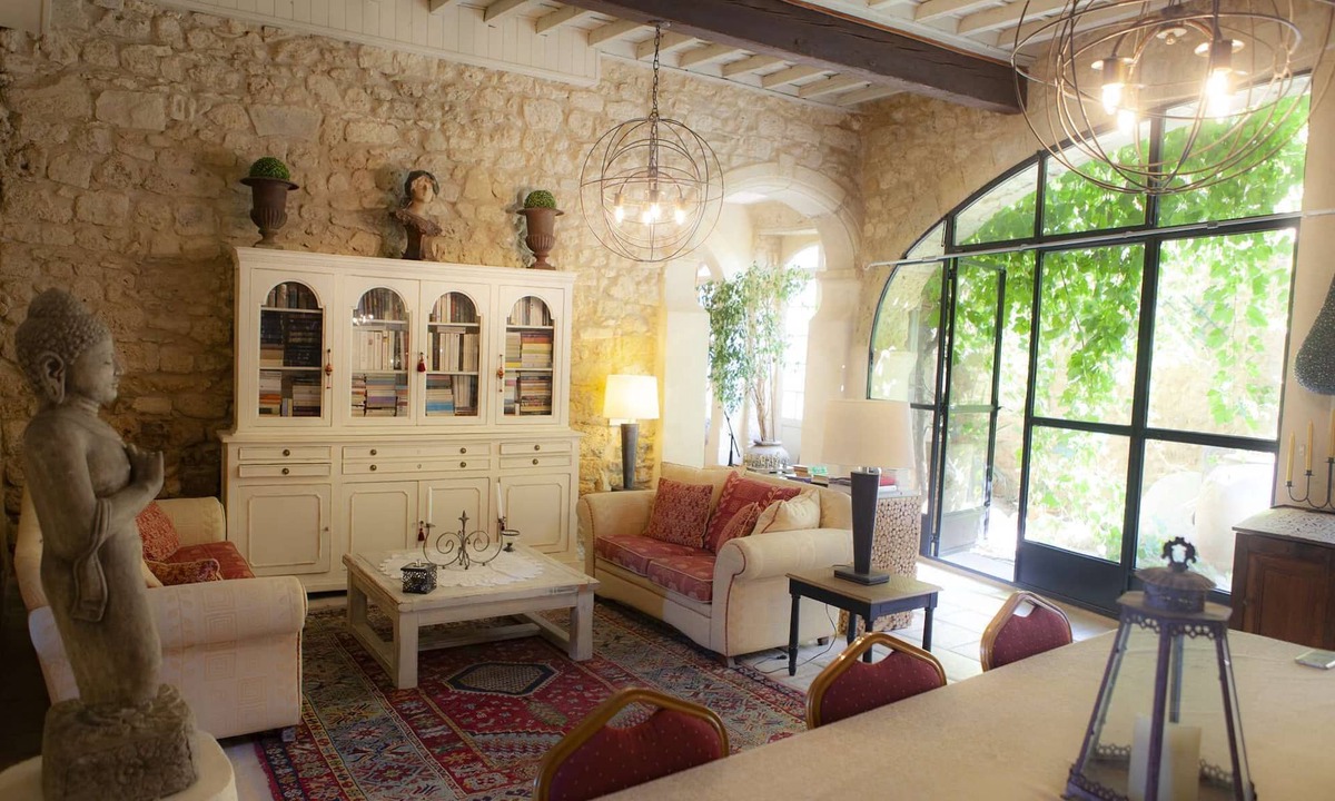 Murviel-les-Beziers Bed & Breakfast | Chateau de Murviel