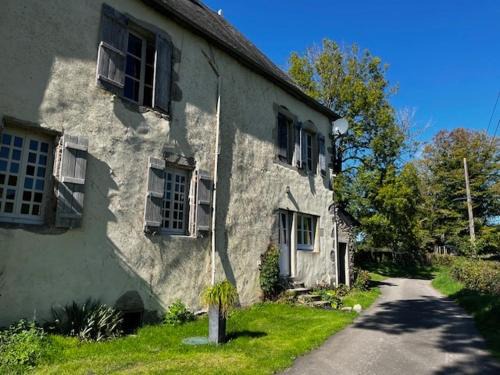 Corancy House | Chateau de Salorges - Chateau gite