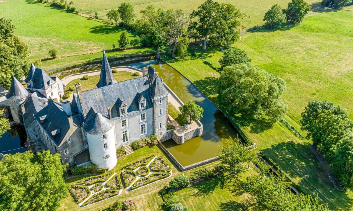 Asse-le-Boisne Other | Chateau Du Patrimoine