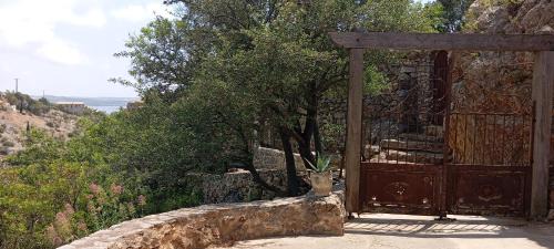 Fitou Apartment | Chateau Fitou Presbytery