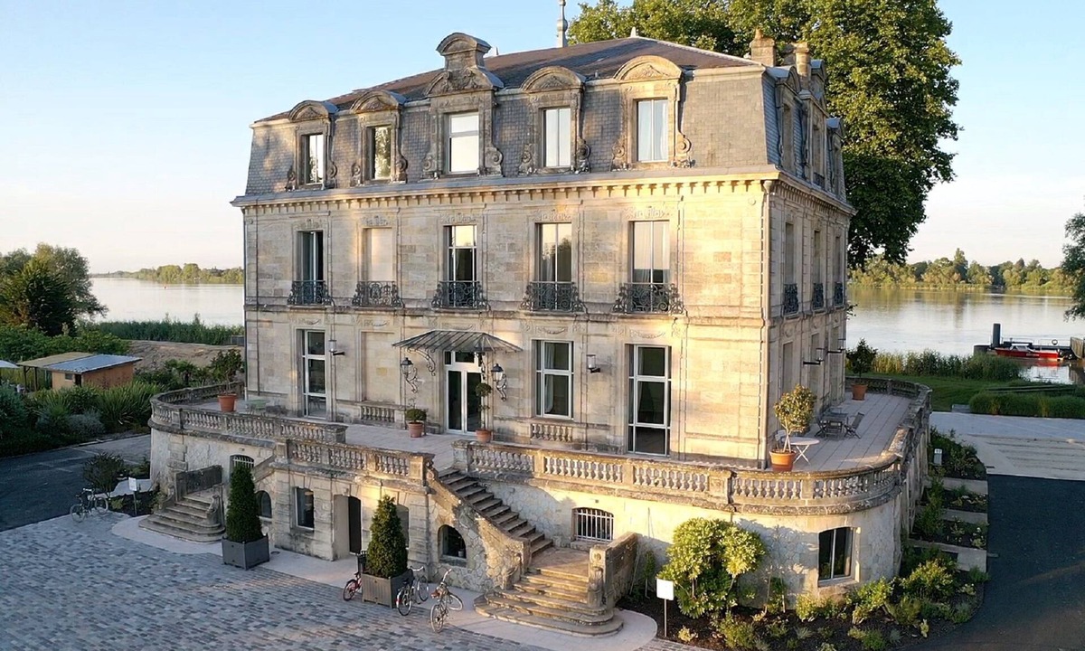 Blanquefort Hotel | Chateau Grattequina