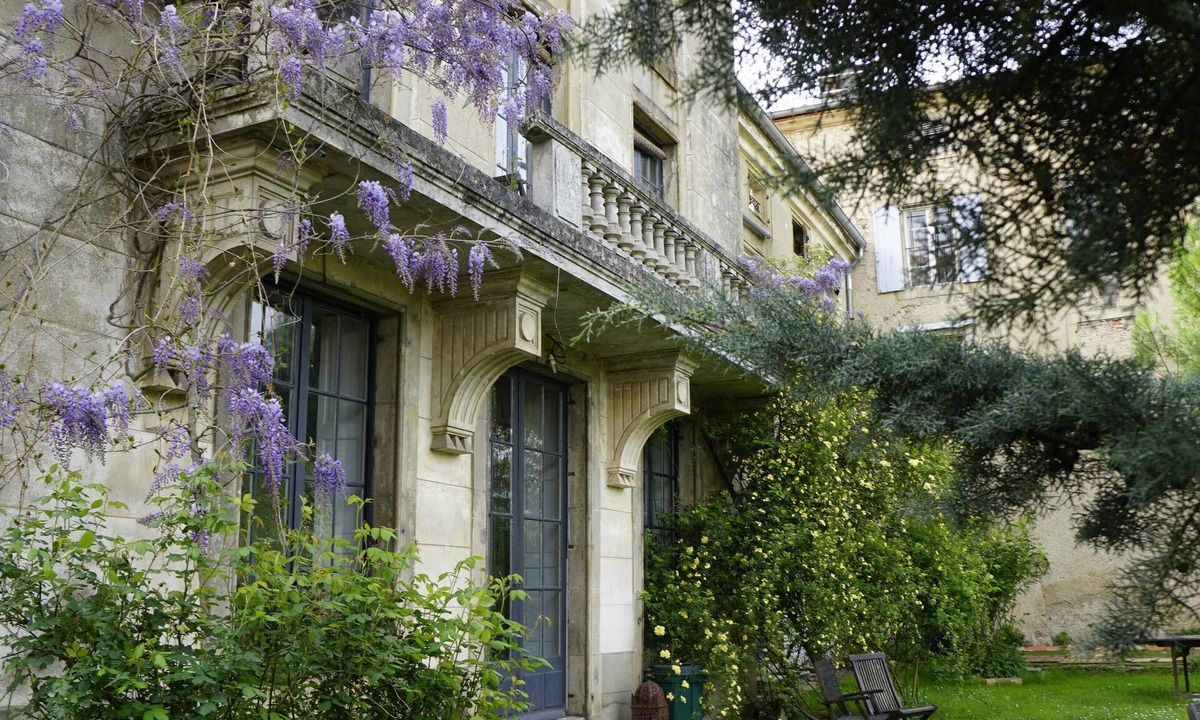 Chalabre House | Chateau in medieval Bastide - Sleeps up to 17