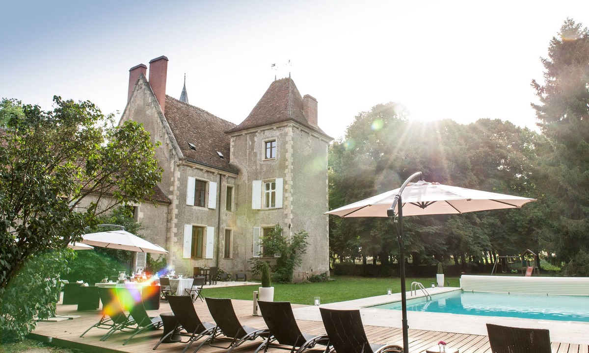 Saincaize-Meauce Hotel | Chateau Le Sallay