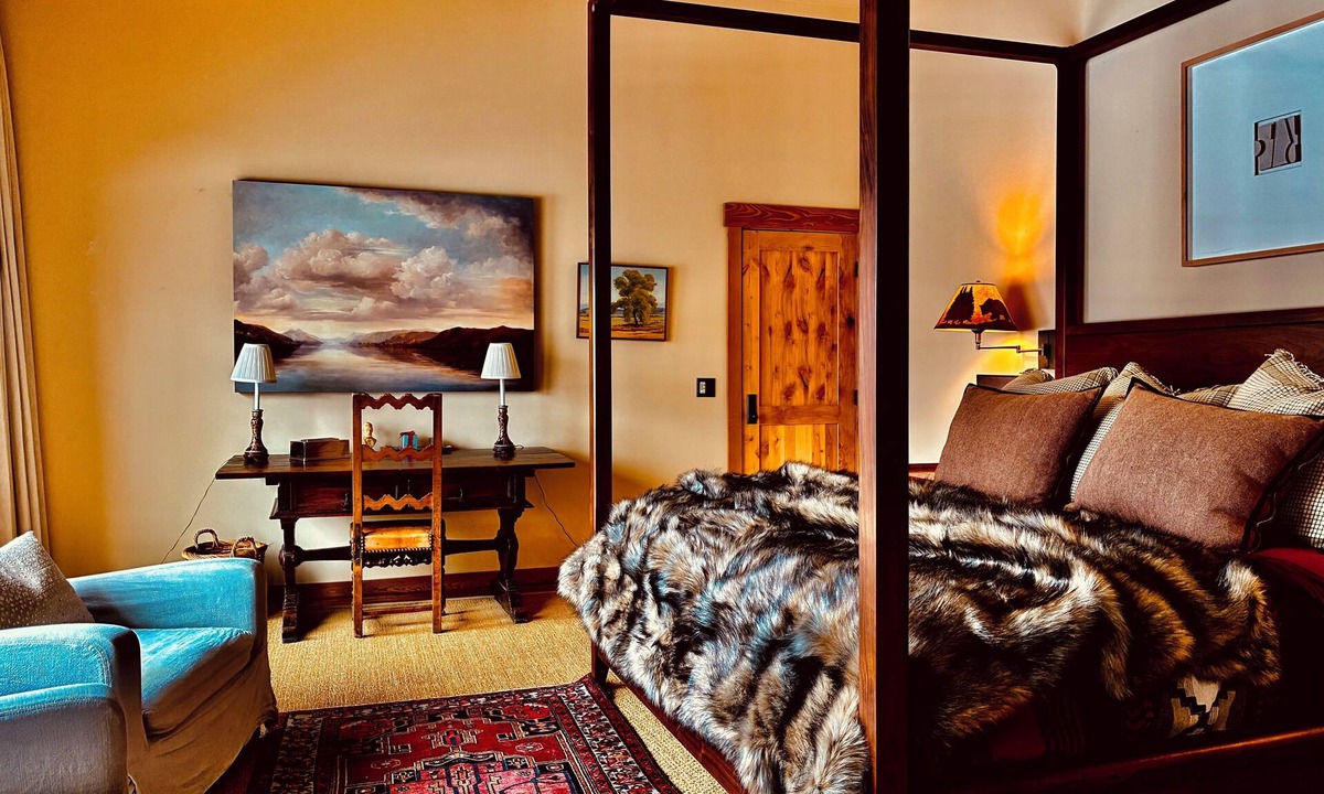 Twisp House | Chateau Marmot