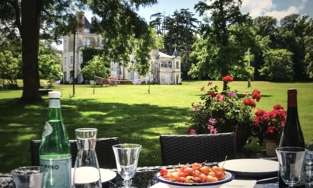 Jarze Hotel | Chateau Vary