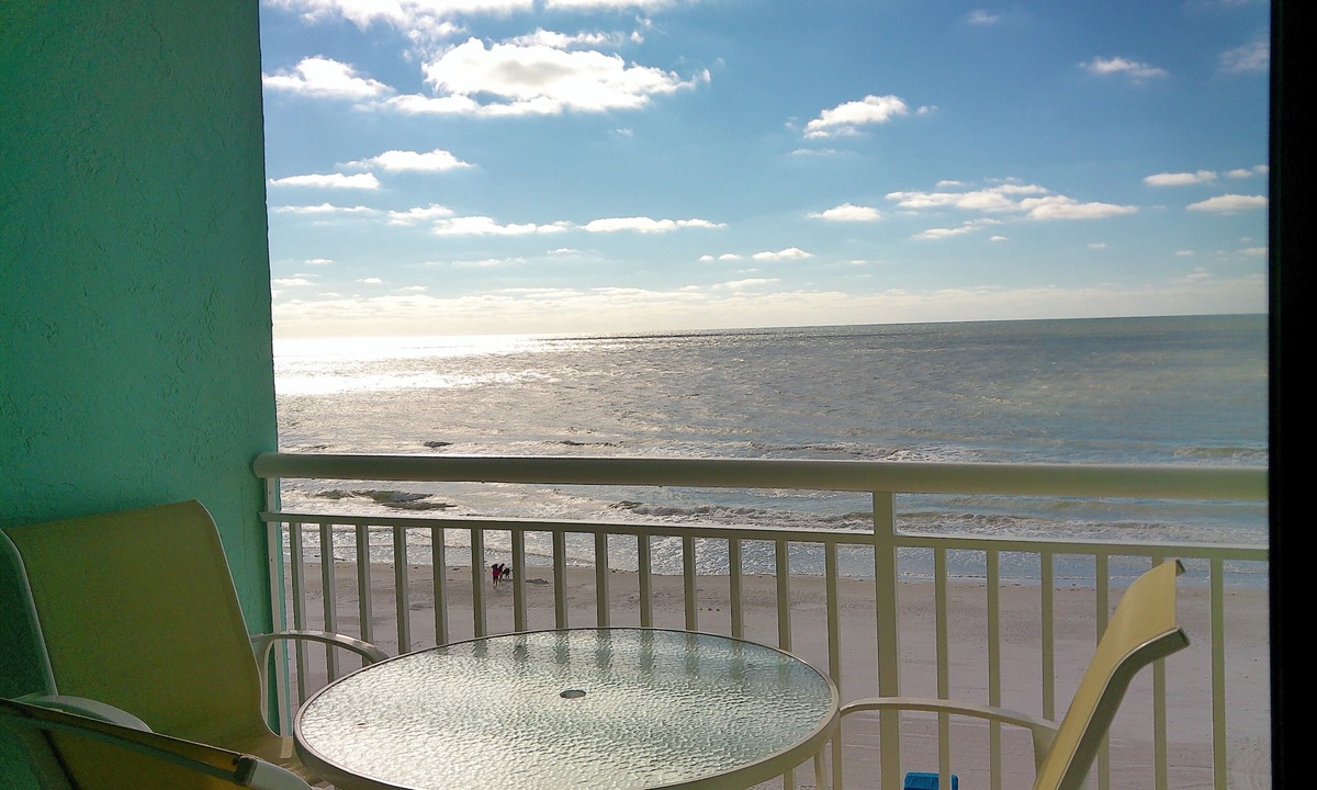 Indian Shores Condo | CHATEAUX #507~DIRECT GULF FRONT weather is great!