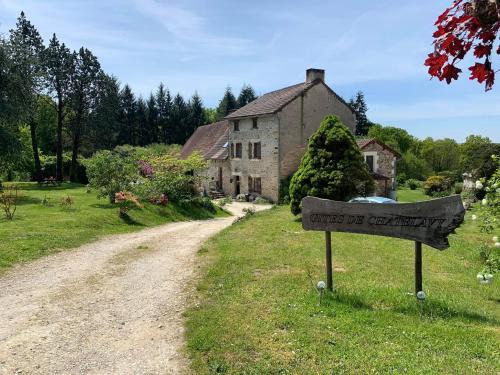 Mialet Apartment | Chatelavy, Phoenix Apartment