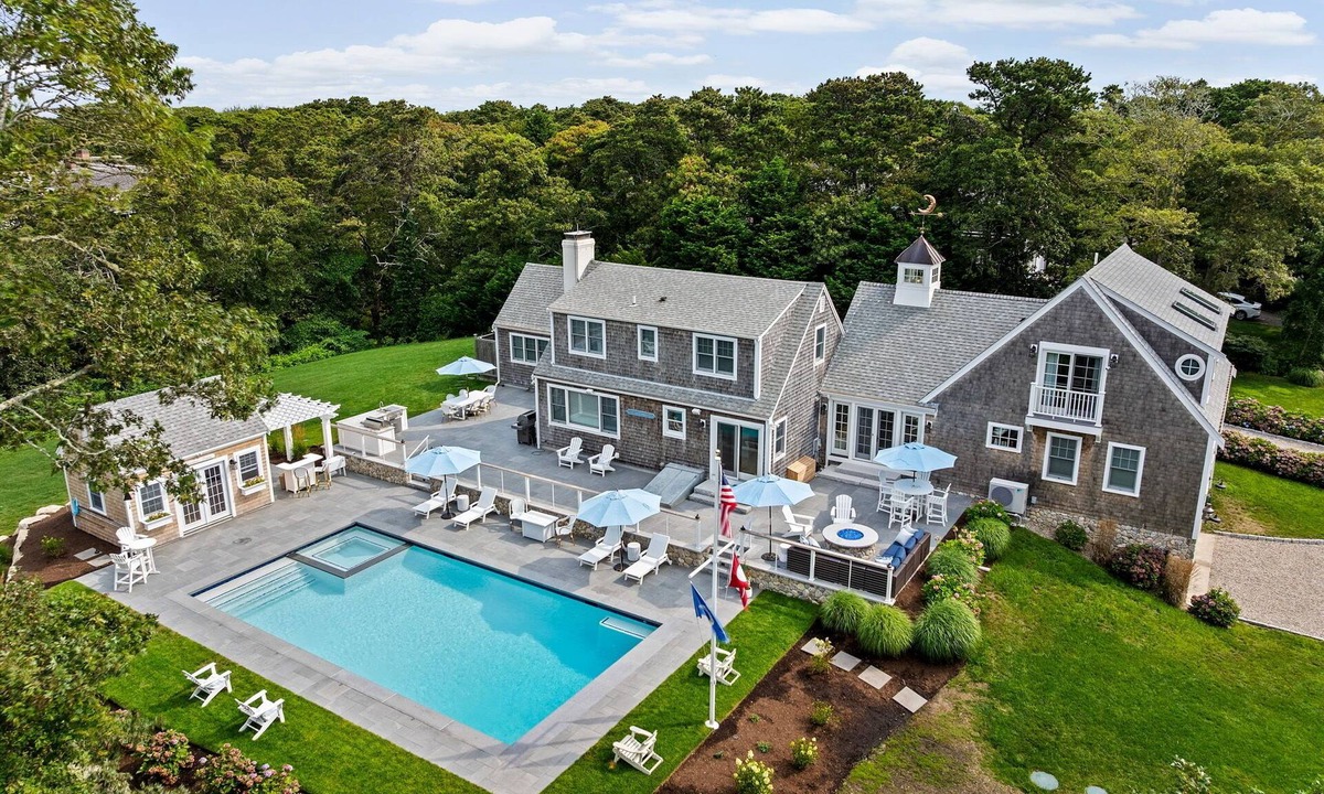 Chatham House | Chatham Loop/Stage Neck/5 Bed/6 Bath