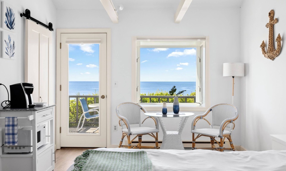 South Chatham Hotel | Chatham Tides