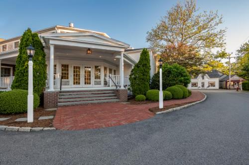 Chatham Hotel | Chatham Wayside Inn