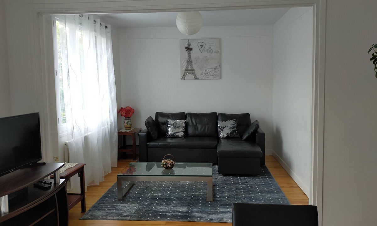 Chatou Apartment | Chatou center - Near Paris - La Défense