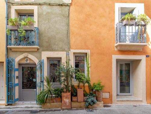 Bouzigues House | Chats Perchés