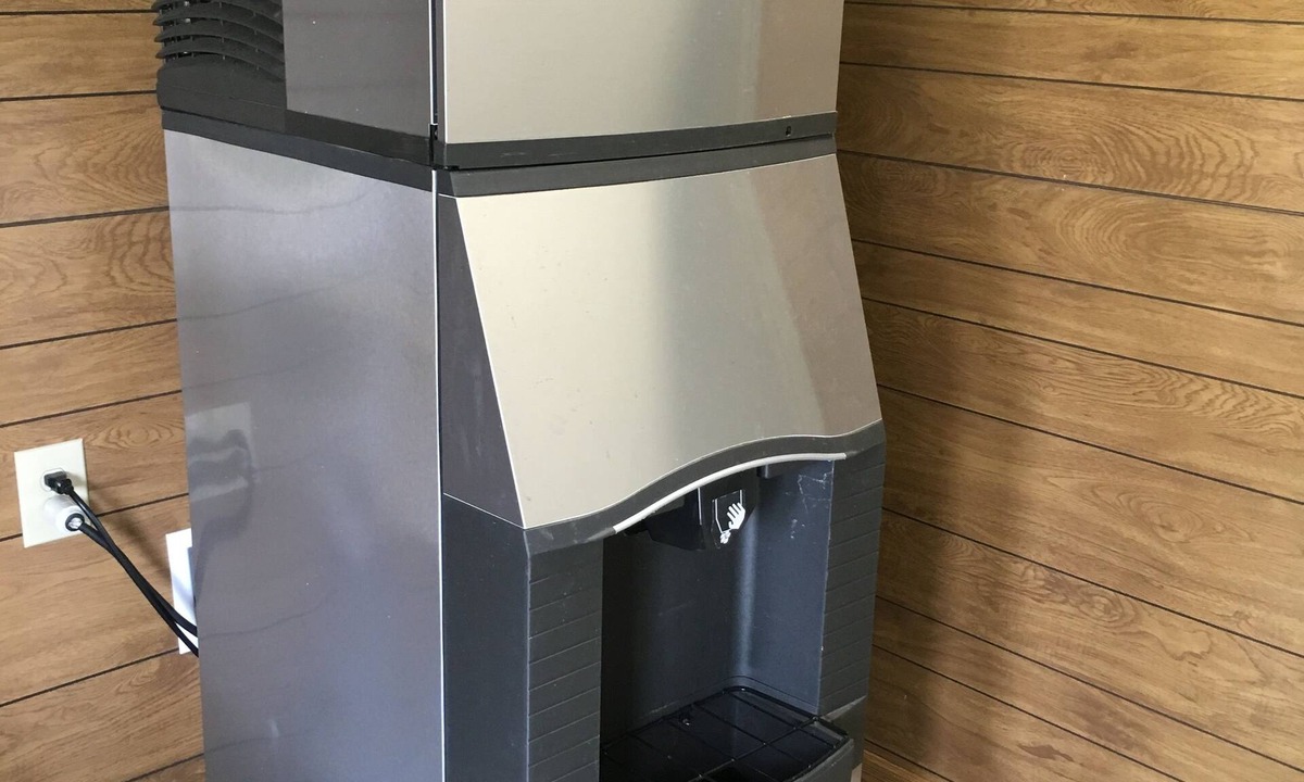 Hayesville Hotel | Chatuge Mountain Inn