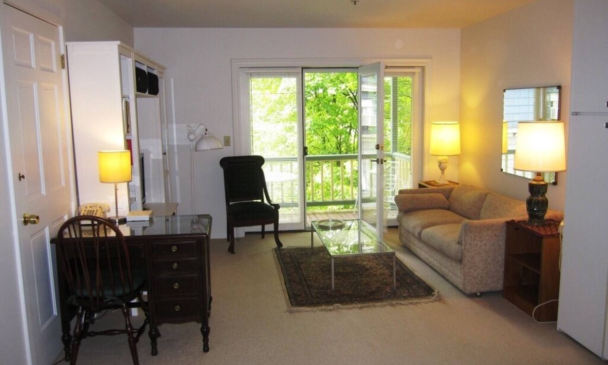 Chautauqua Apartment | Chautauqua Institution Studio with Balcony