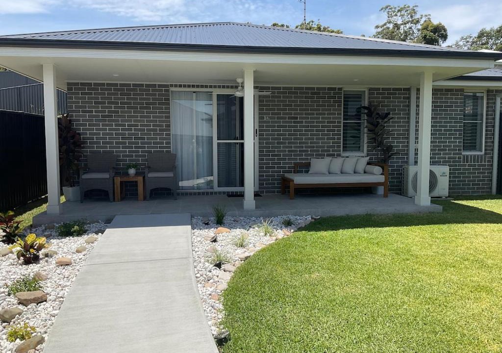 North Boambee Valley House | Chay's Guest House