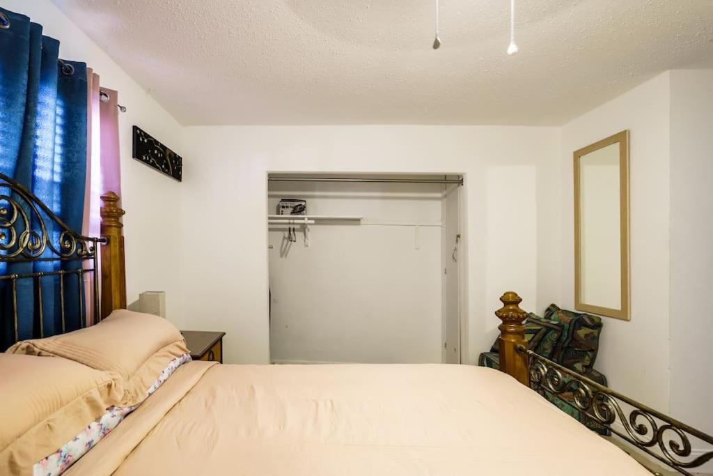 Oakland Park Apartment | cheerful 1-bedroom 1bath at Fort Lauderdale FL