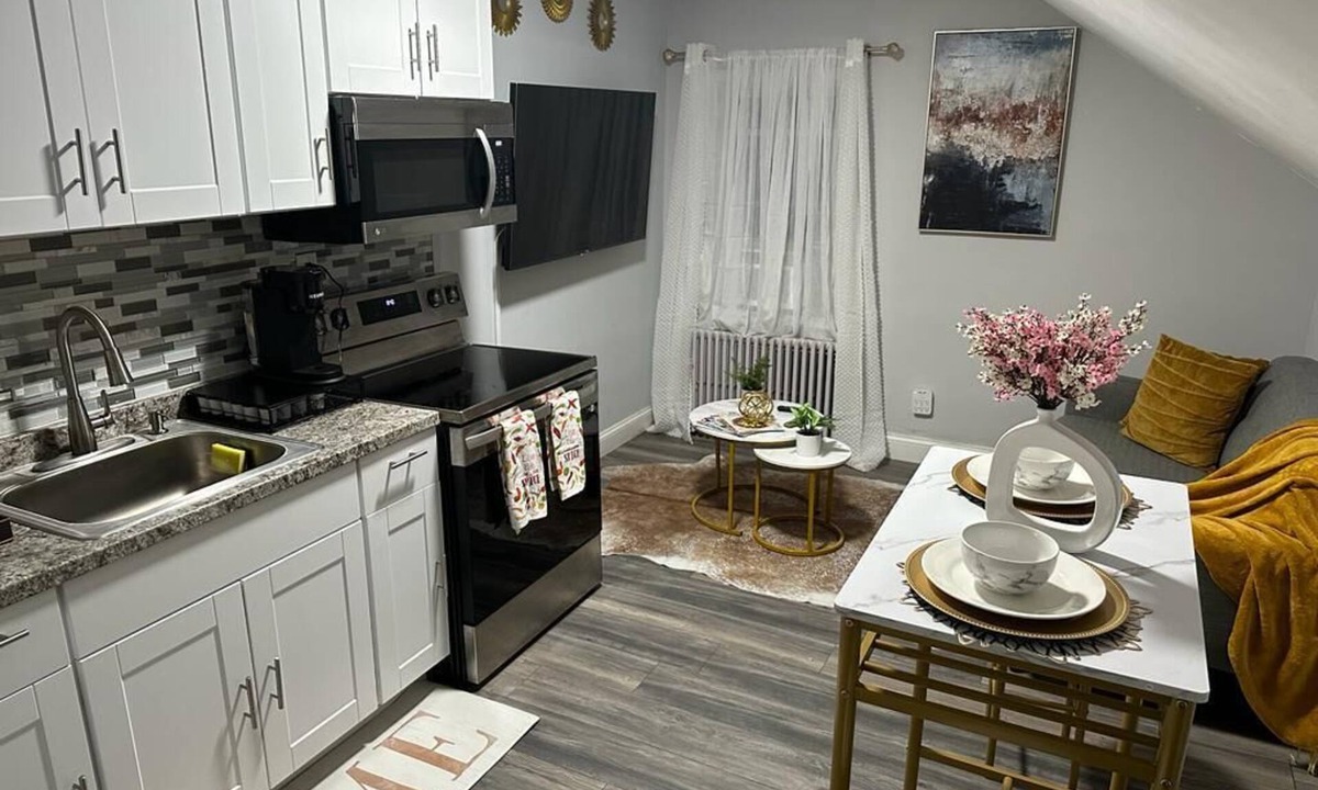 Hempstead House | Cheerful 2 Bedroom Apartment