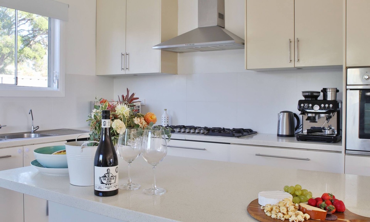 Cessnock House | Cheerful Cottage Perfect for groups - Pool Table, Fire pit, Wifi & AC