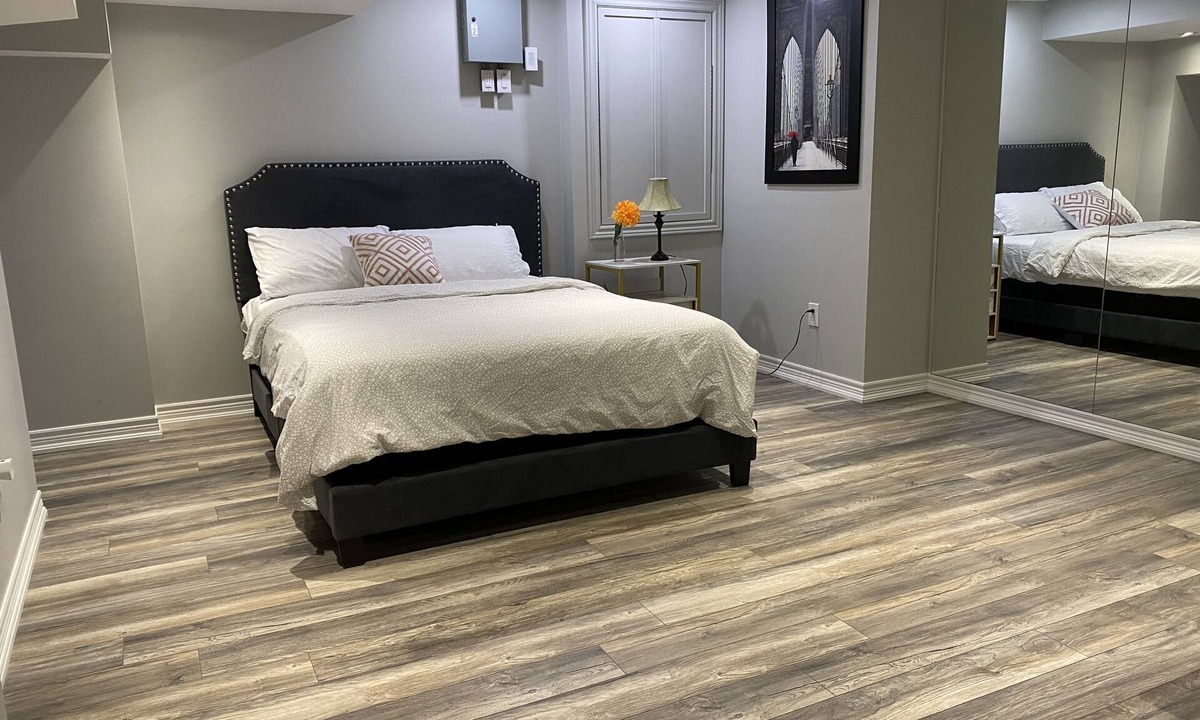 Mount Pleasant Villa | Cheerful home Brampton/Toronto