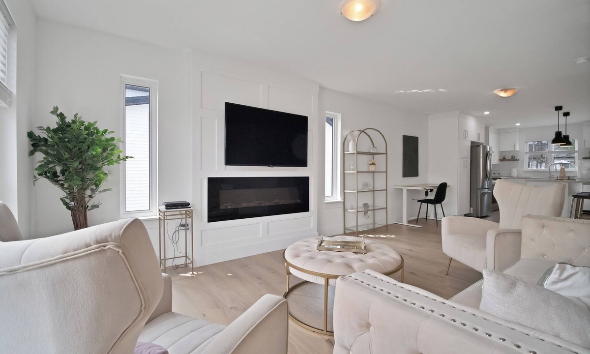 Moncton House | Cheerful, modern 3 -bedroom house