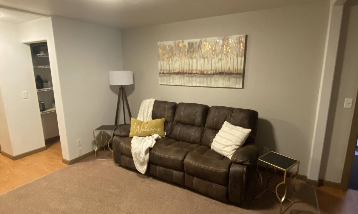 Chehalis Apartment | Chehalis upstairs 2 bd 2 bath apartment