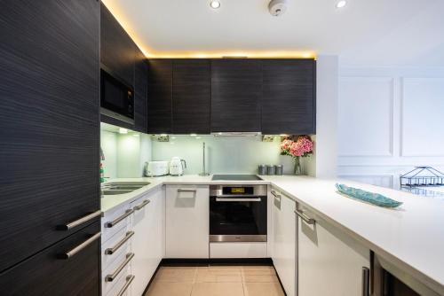 Chelsea Harbour Apartment | Chelsea Harbour Living
