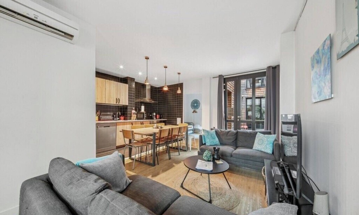 11th Arrondissement Apartment | CHEMIN VERT LOFT 1 - Loft for 10 - 4 rooms - BASTILLE - MARAIS