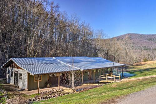 Greeneville House | Cherokee Nat'l Forest Retreat: Renovated Cabin!
