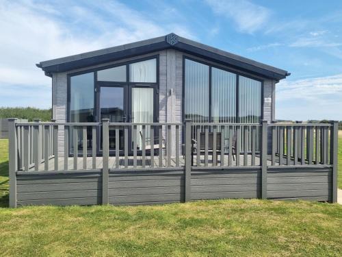 Fitling House | Cherry Blossom 40