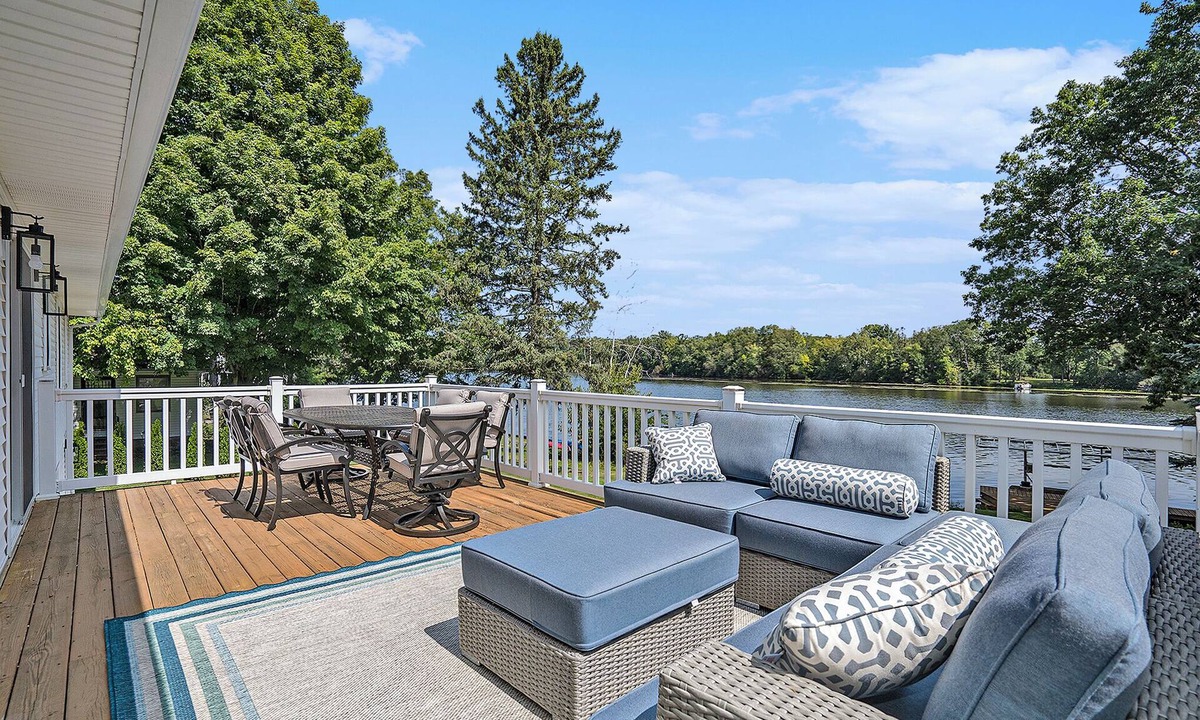Allegan House | Cherry Blossom