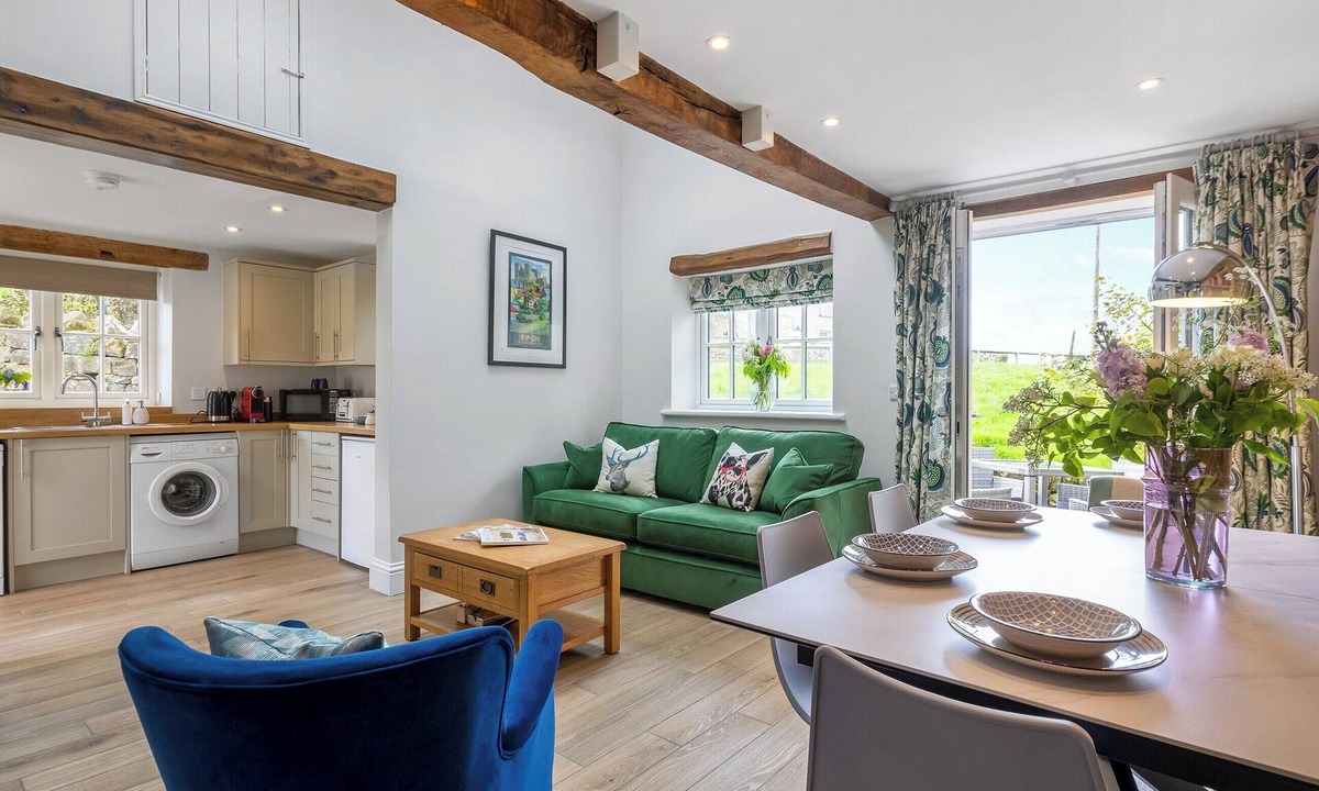 Grantley Cottage | Cherry Cottage - UK46357