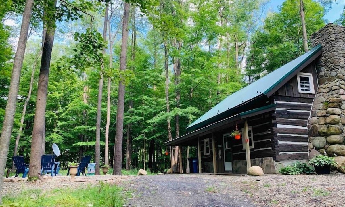 Cherry Creek Cabin | Cherry Grove - Rustic Log Cabin