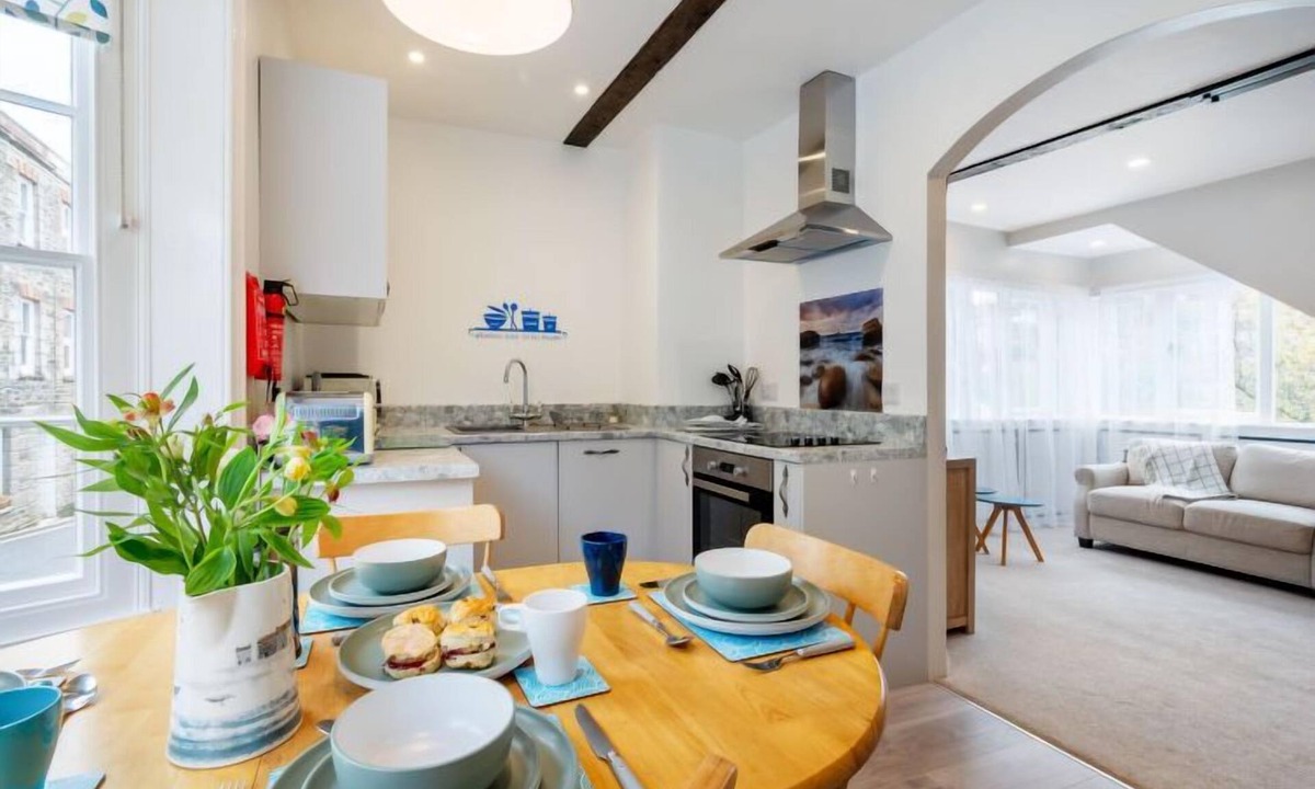 Mevagissey House | Cherry Orchard Cottage by Interhome