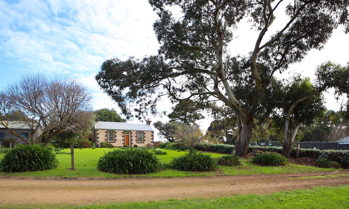 Port Fairy Cottage | Cherry Plum Cottages