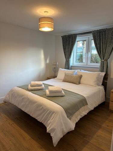 Oxford Apartment | Cherry Tree