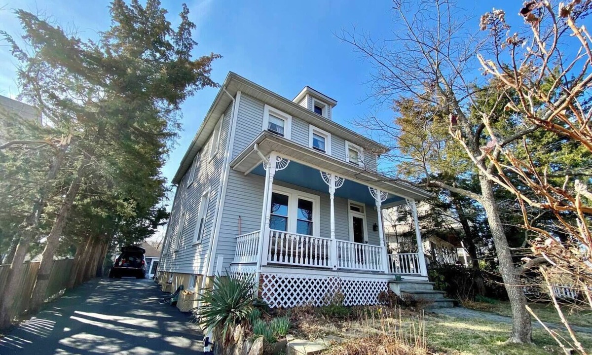 Cherrydale House | Cherrydale . Quiet st. Entire Home - Pets OK