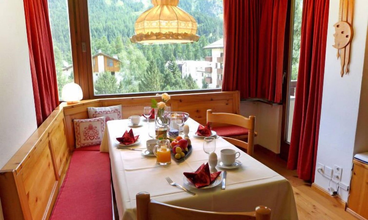 Sankt Moritz-Bad Apartment | Chesa Arlas D2 by Interhome