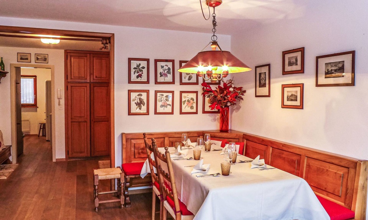 Sankt Moritz-Bad Apartment | Chesa Arlas E2 by Interhome